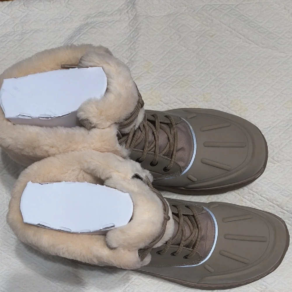 UGG Waterproof City Butte Dune Boot